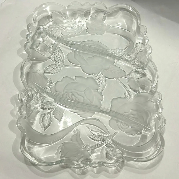 Home Trends Frosted Rose Divided Relish Tray - Picture 3 of 5